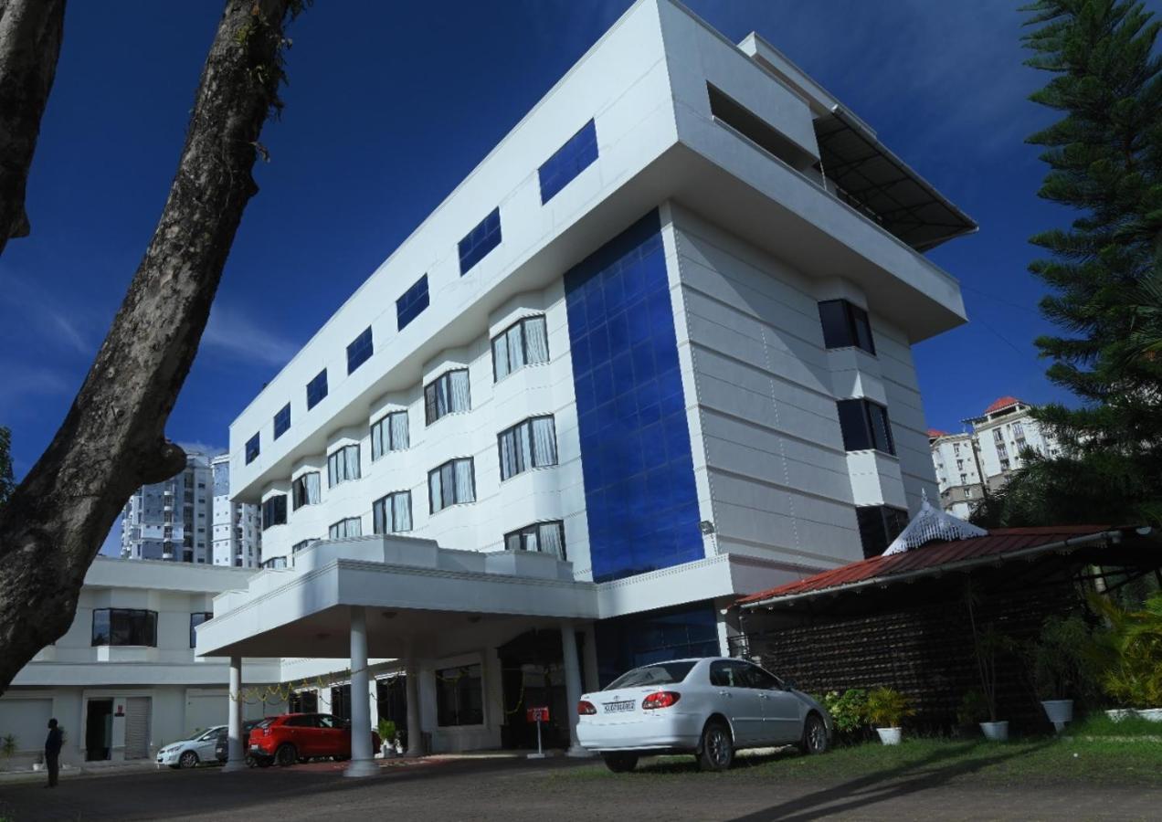 Hotel Edassery Mansion Kochi Екстер'єр фото